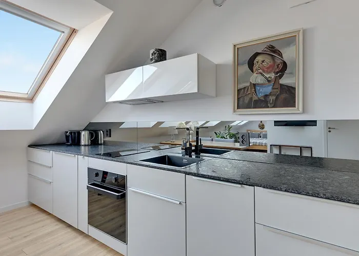 Gavra 02 Z Garazem *